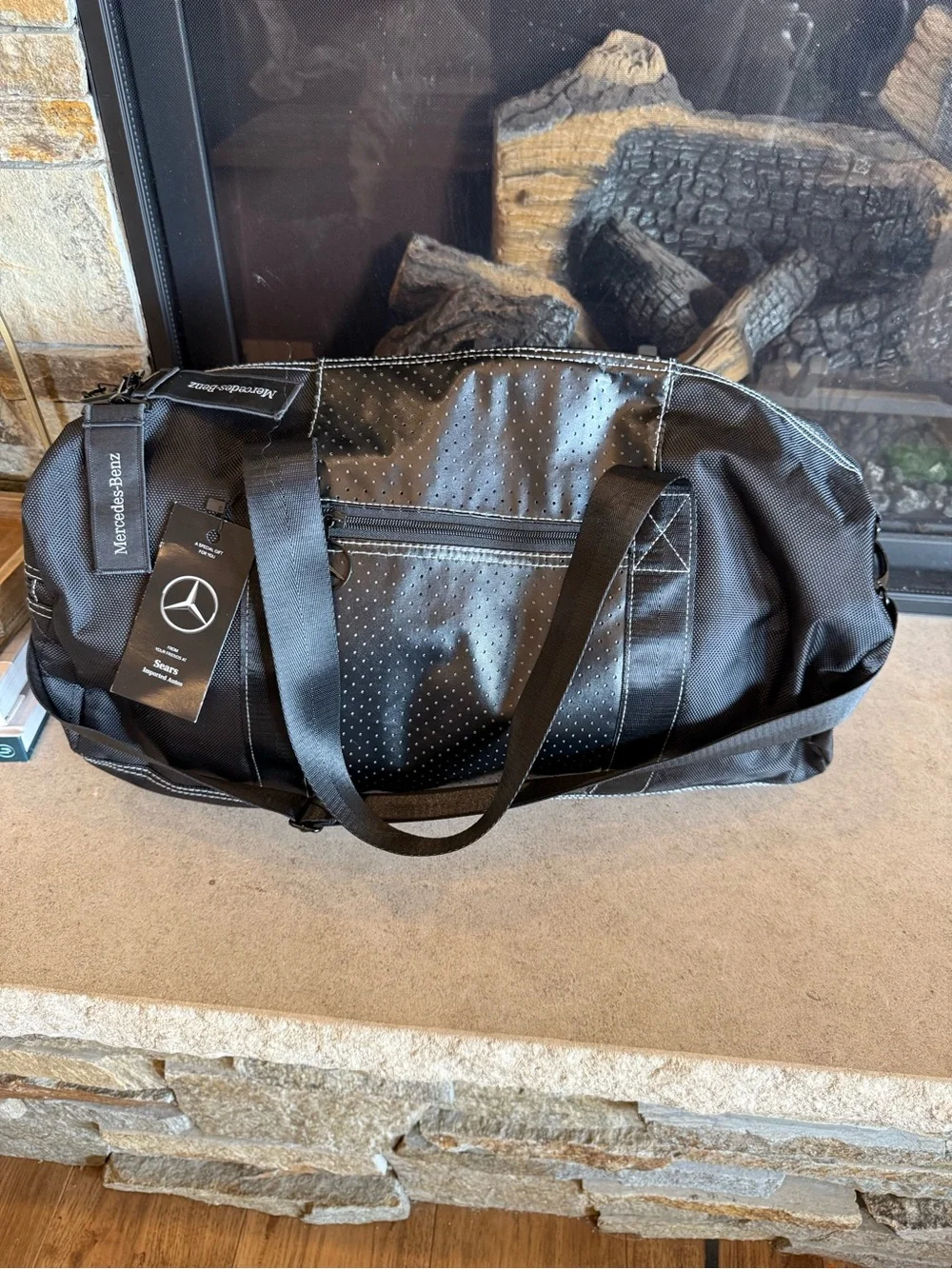 BRAND NEW Mercedes-Benz Black Hand Shoulder Weekender Travel Duffle Bag